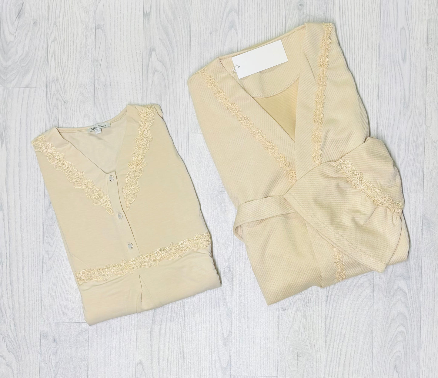2 pièces de haute qualité