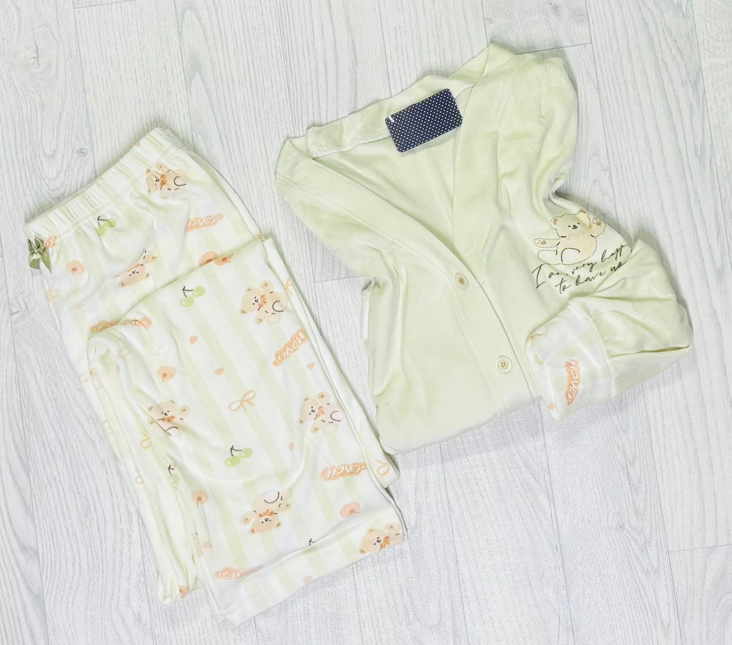Pyjama velours de haute qualité