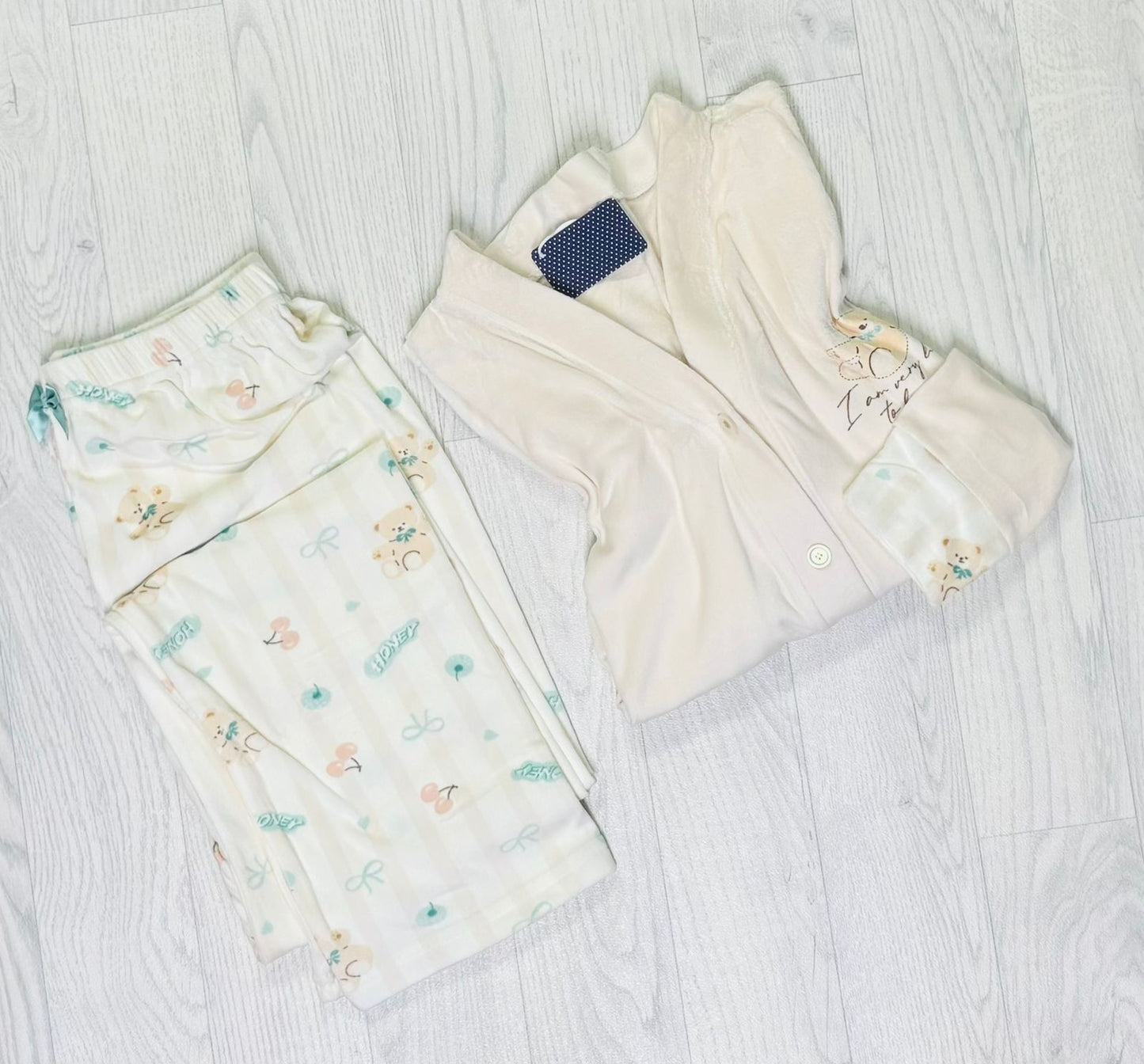 Pyjama velours de haute qualité