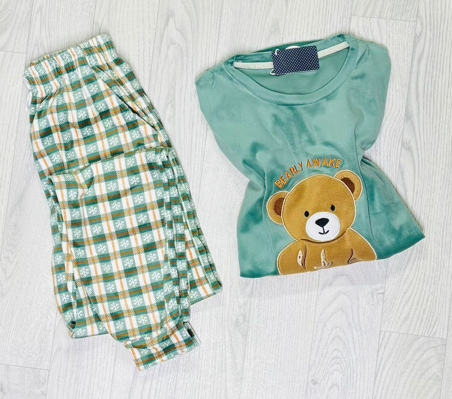 Pyjama velours de haute qualité