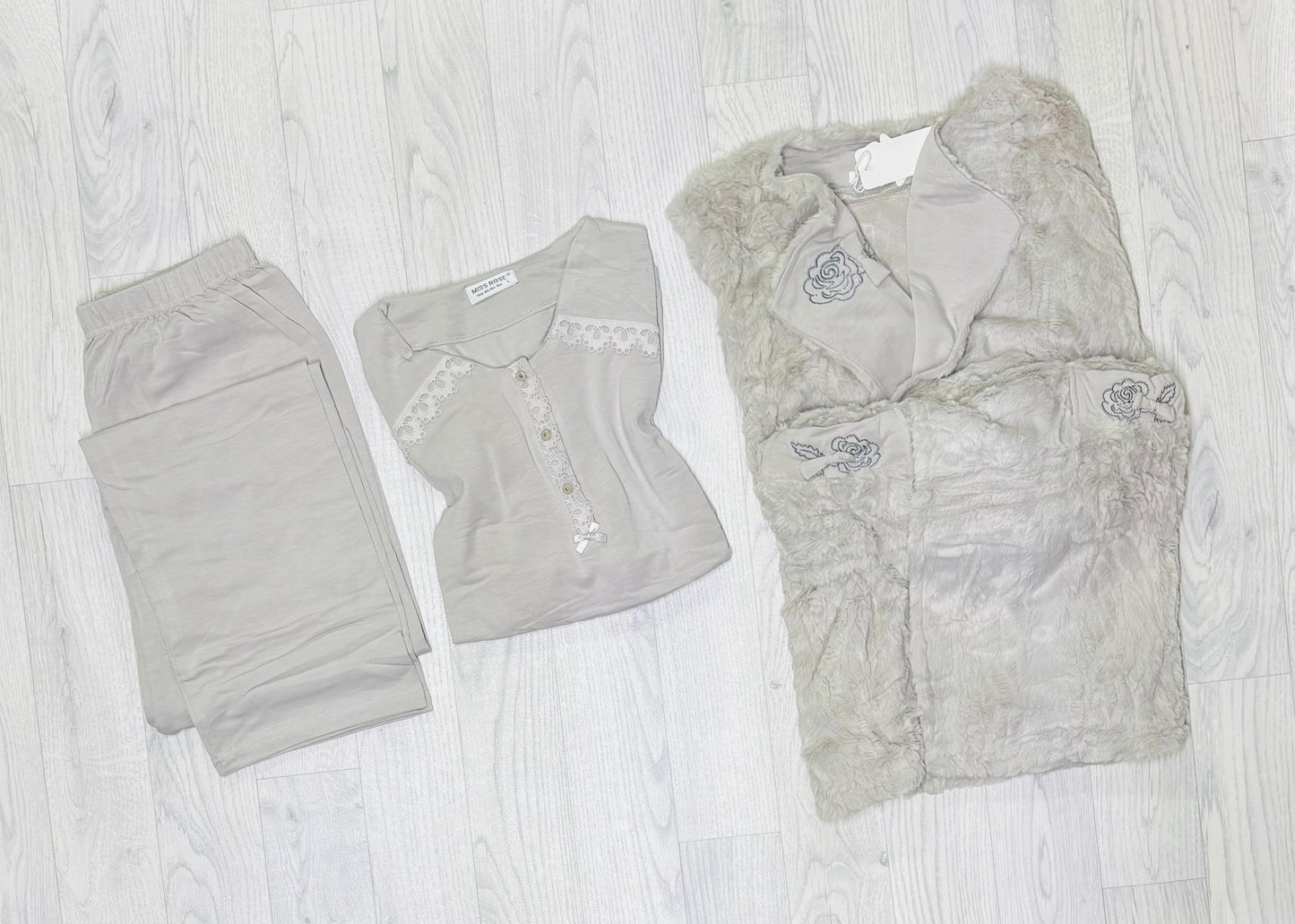 3 pièces de haute qualité