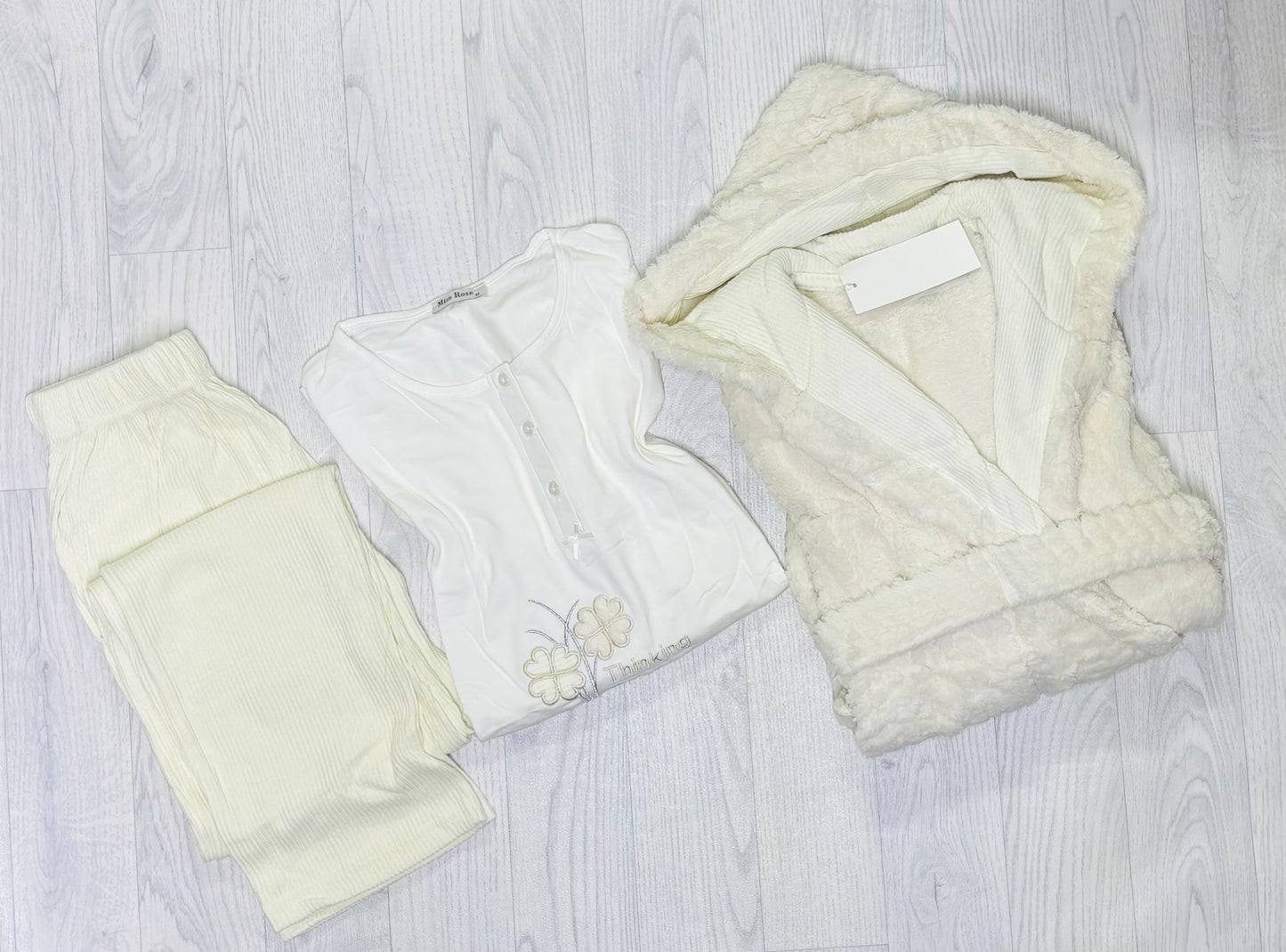 3 pièces de haute qualité