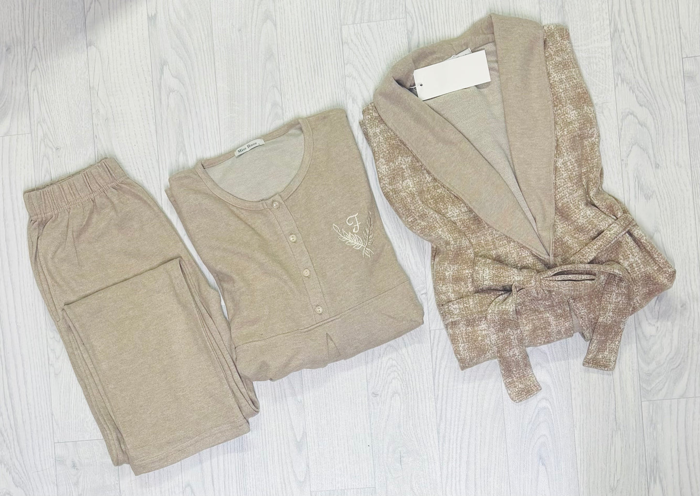 3 pièces de haute qualité